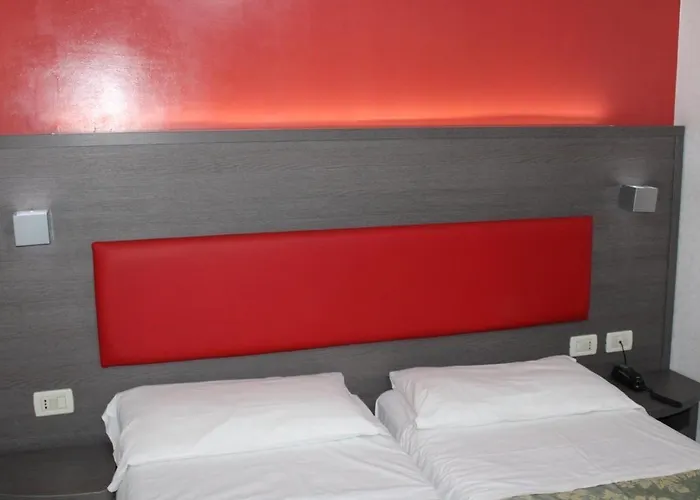 Hotel Center 2 3*